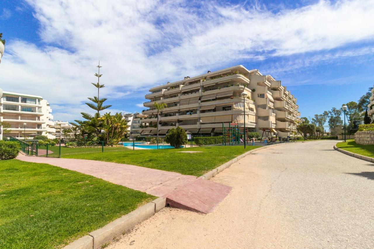 Ferienwohnung Apartamento Con Espectaculares Vistas Al Golf En Marbella - Xallas 2 3 Exterior foto